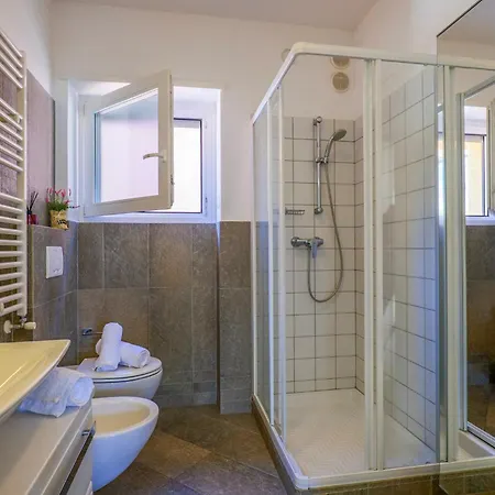 Appartement Delle Rose *